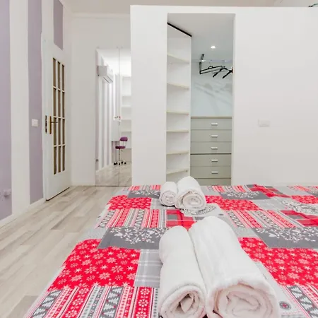 Lugano S&s Home, Moderna E Tranquilla, Vicino Al Centro Di Milano, Con Parcheggio Gratuito Esterno 公寓
