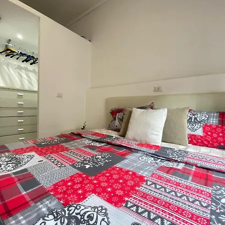 Lugano S&s Home, Moderna E Tranquilla, Vicino Al Centro Di Milano, Con Parcheggio Gratuito Esterno דירה