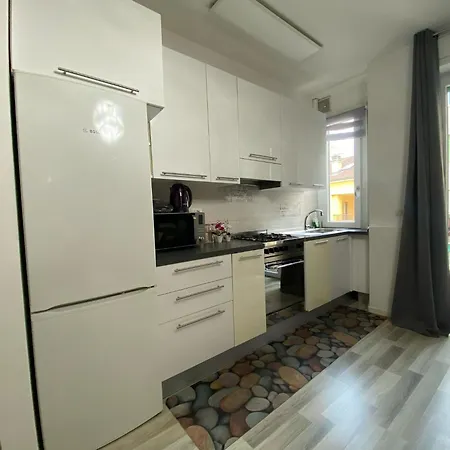 Lugano S&s Home, Moderna E Tranquilla, Vicino Al Centro Di Milano, Con Parcheggio Gratuito Esterno Μιλάνο